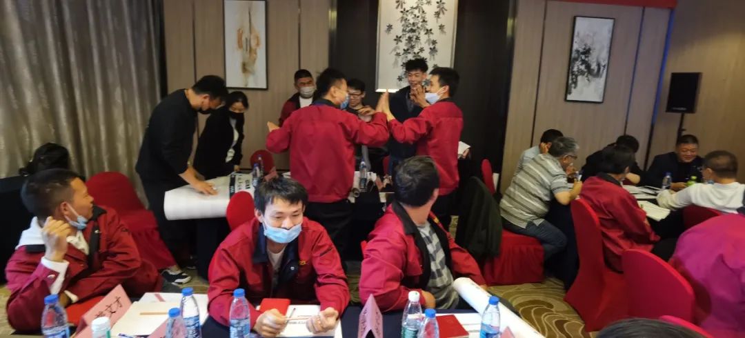促提升，強(qiáng)管理！冠科集團(tuán)舉辦管理層領(lǐng)導(dǎo)力培訓(xùn)